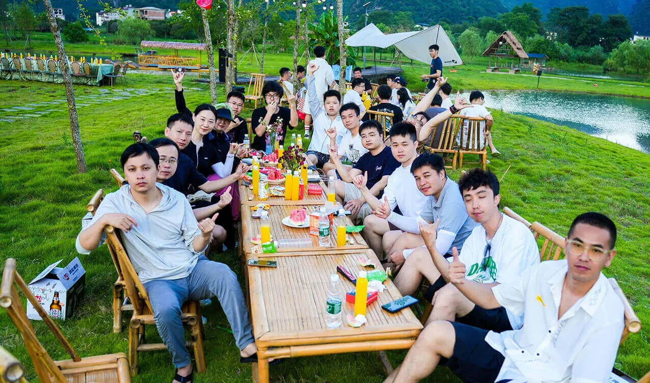 전문적인 팀 서비스로 제품을 성공적으로 출시할 수 있었습니다.